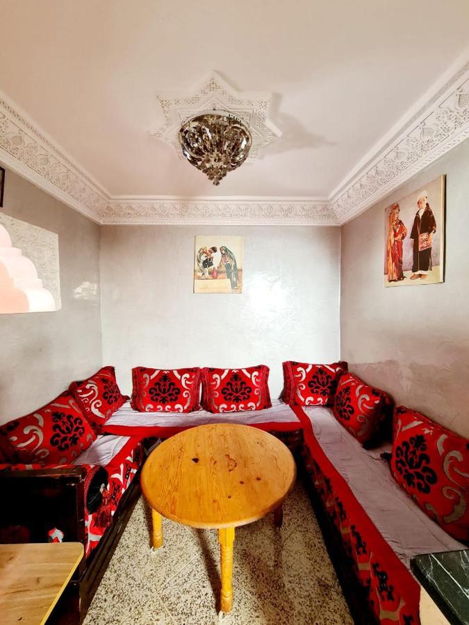 2 Bedrooms Flat And Rooftop Тагазут Екстериор снимка